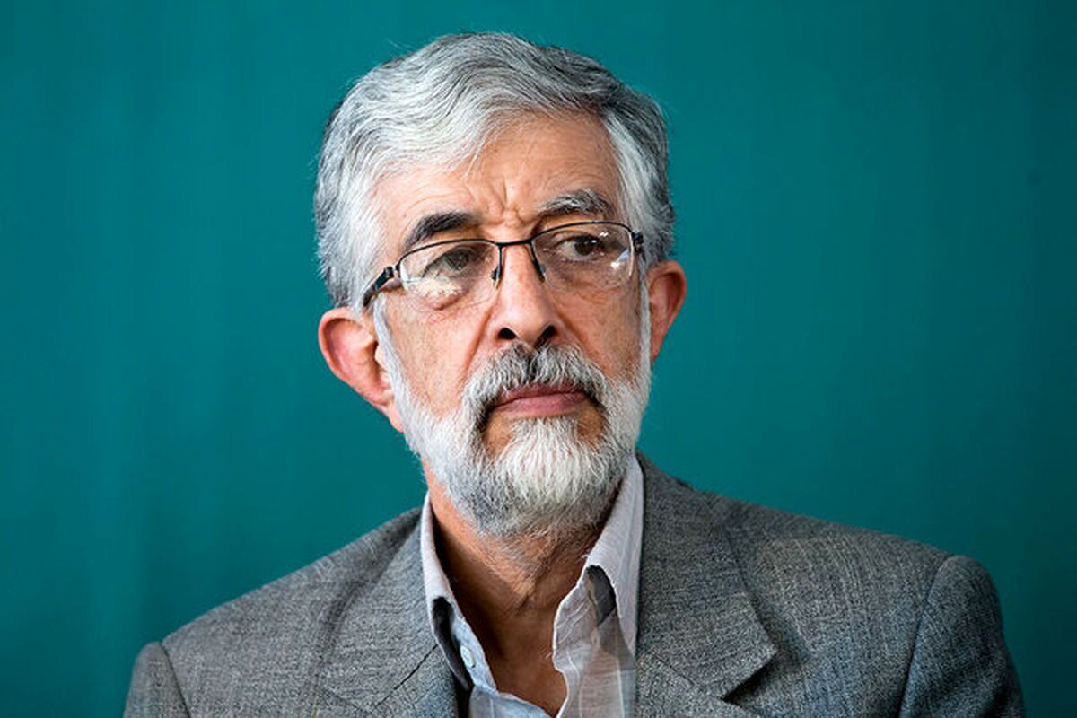 رئیس فرهنگستان زبان و ادب فارسی بر آن است که تألیف «فرهنگ جامع زبان فارسی» مهم‌ترین اقدام نهاد متبوع او طی سال‌های اخیر بوده است.