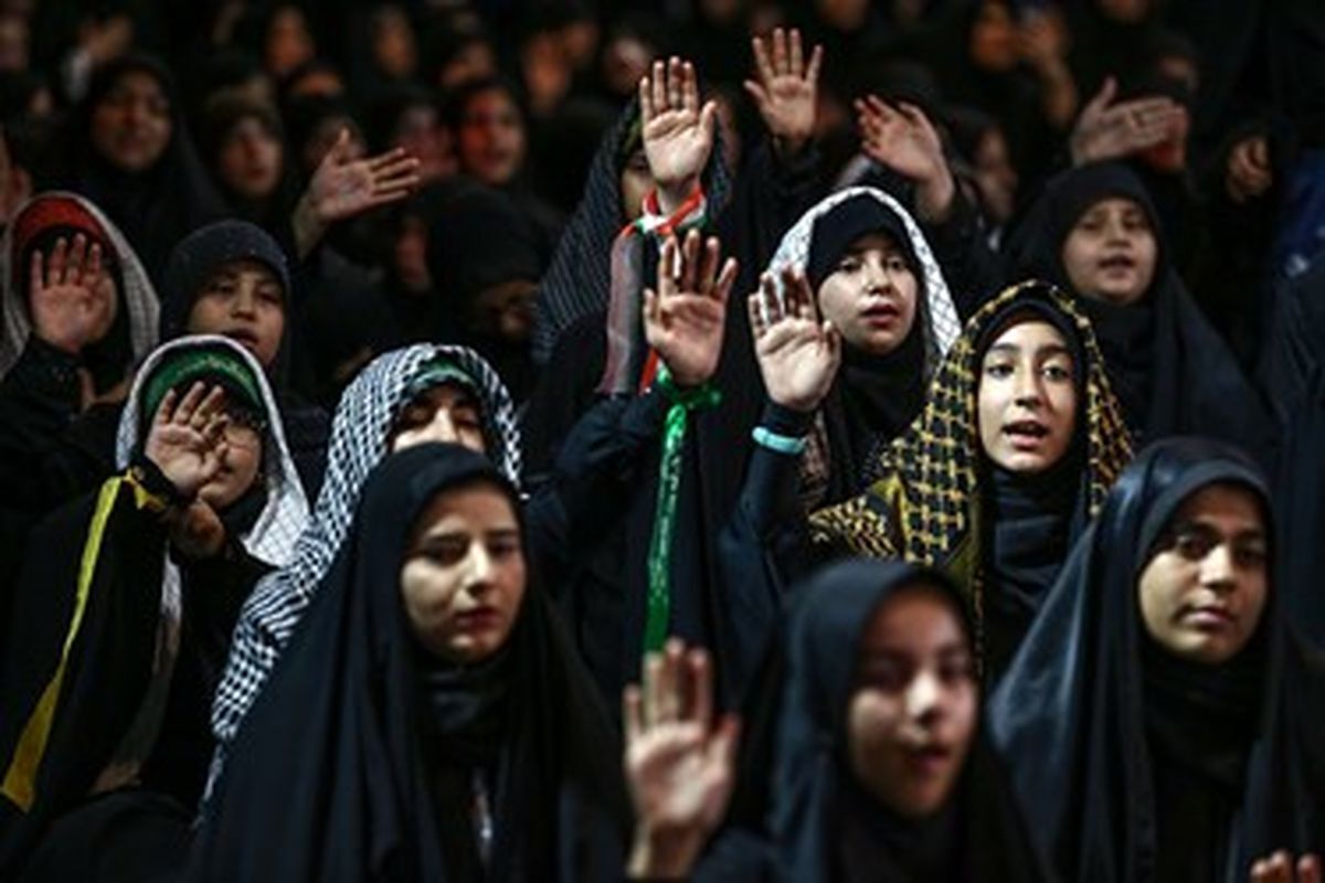 دبیر ستاد دهه آخر صفر شهرداری مشهد از برگزاری هیات نوجوانان انقلابی مشهدالرضا در آیین جاماندگان اربعین حسینی خبر داد.