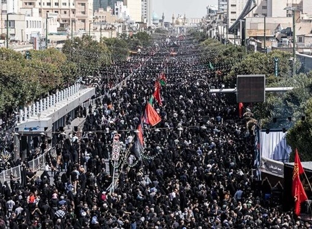 راهپیمایی جاماندگان اربعین حسینی در مشهد مقدس را ببینید.