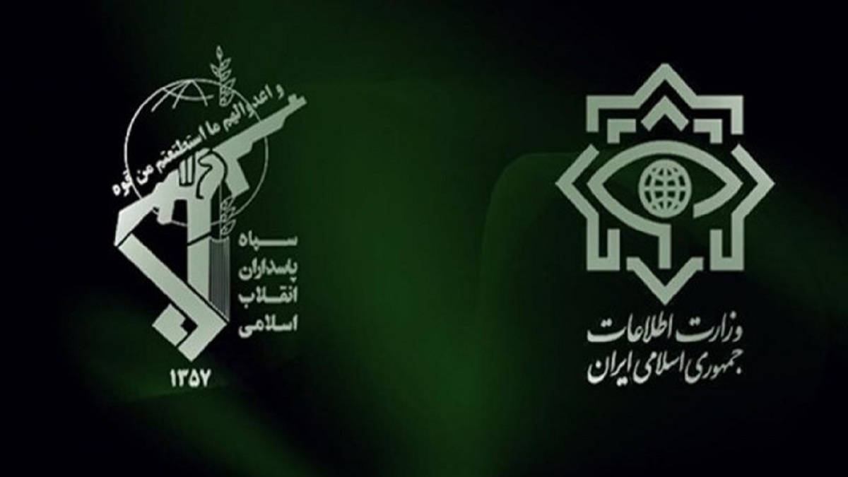 سازمان اطلاعات سپاه و وزارت اطلاعات در اطلاعیه‌ای مشترک از ضربه جدی به شبکه سازماندهی اغتشاشات خبر دادند.