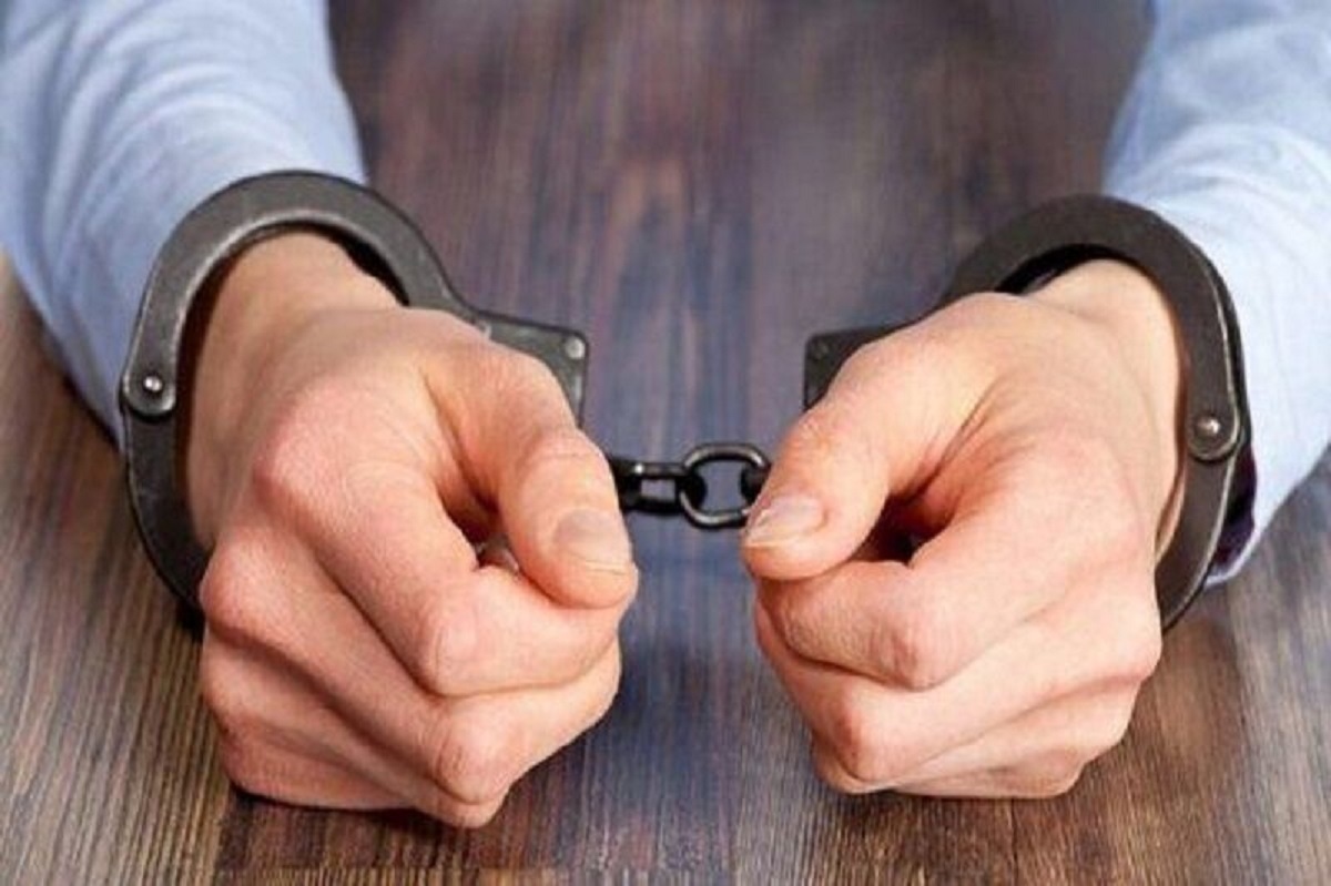 فرمانده انتظامی شهرستان مشهد گفت: عامل توزیع مواد مخدر توهم زا در بلوار وکیل آباد دستگیر و ۲۸۶ بسته مواد توهم زا از وی کشف شد.