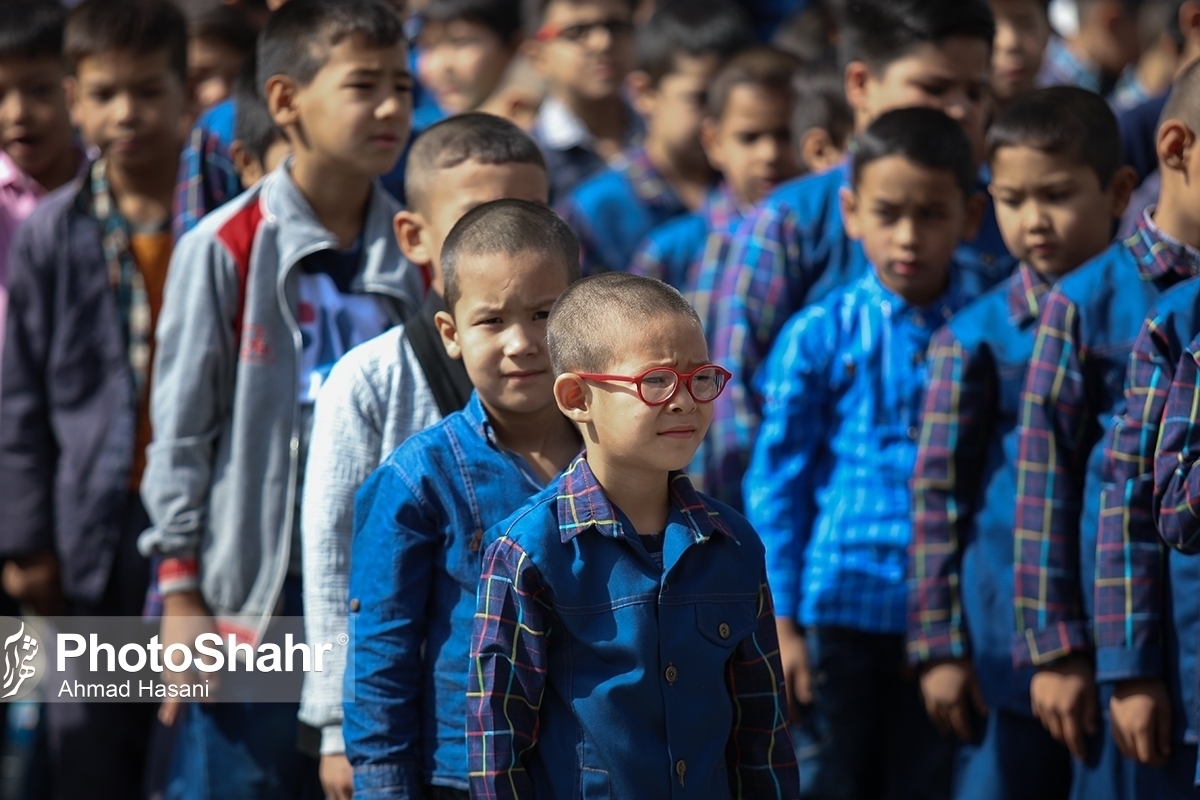 ثبت‌ نام دانش‌آموزان اتباع و مهاجران خارجی برای پنج روز دیگر تمدید شد. در این گزارش مراحل ثبت نام نیز توضیح داده شده است.