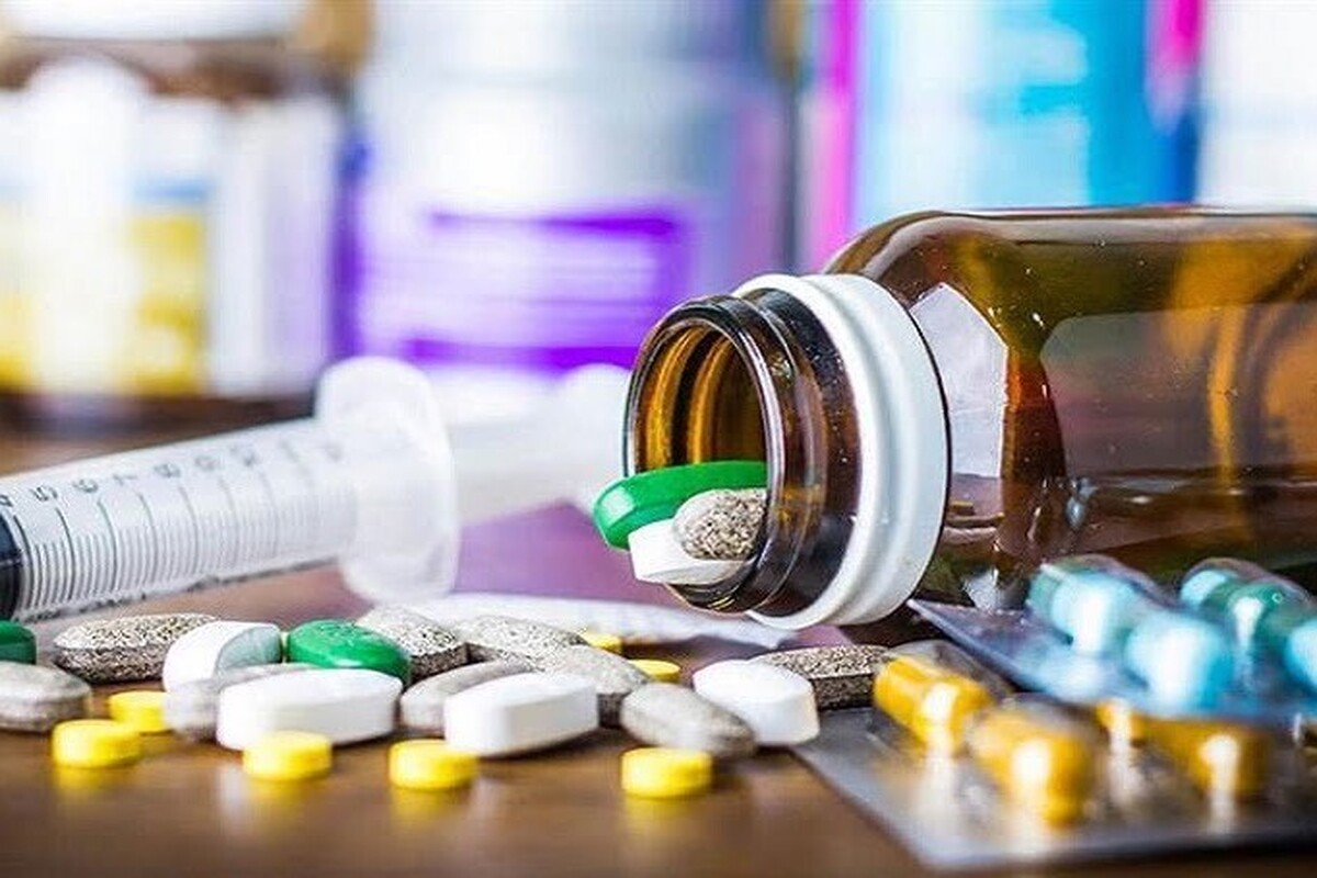 سرپرست معاونت غذا و داروی دانشگاه علوم پزشکی مشهد در خصوص وضعیت تامین داروی بیماران خاص گفت: در حال حاضر شرایط پایدار است و به جز چند مورد داروی شیمی درمانی که کمبود کشوری دارد، مشکل دیگری وجود ندارد.