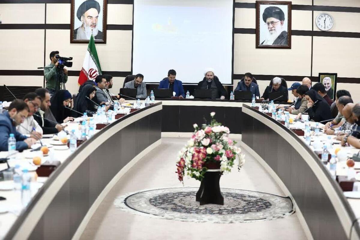 معاون اجتماعی، فرهنگی و زیارت استانداری خراسان رضوی از پیش بینی ۷۰۰ هزار نفر اسکان اضطراری در مشهد برای دهه پایانی ماه صفر خبر داد.