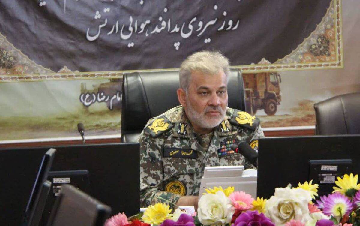 فرمانده منطقه پدافند هوایی شمال‌شرق با بیان اینکه فضای هوایی ایران تا کنون صددرصد امن است گفت: آسمان ایران به عنوان منطقه امن برای ترازیت مسافران از طریق هواپیما در خاور میانه معرفی شده است چرا که به خوبی توانسته ایم جلوی هر نوع تهدید هوایی را بگیریم.