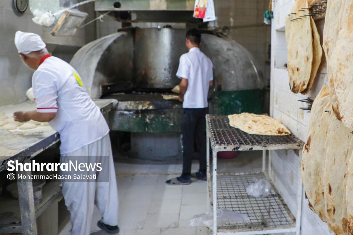 مدیر بازرسی و نظارت اتاق اصناف خراسان رضوی با بیان اینکه ظرفیت تولید نان در دهه آخر صفر در شهرستان مشهد افزایش یافته و در این خصوص تمهیدات لازم اتخاذ شده است، بیان کرد: بیست واحد صنفی منتخب برای عرضه نان یارانه‌ای جهت رفاه حال زائران در رینگ‌های یک و دو حرم مطهر رضوی تعیین شده اند.