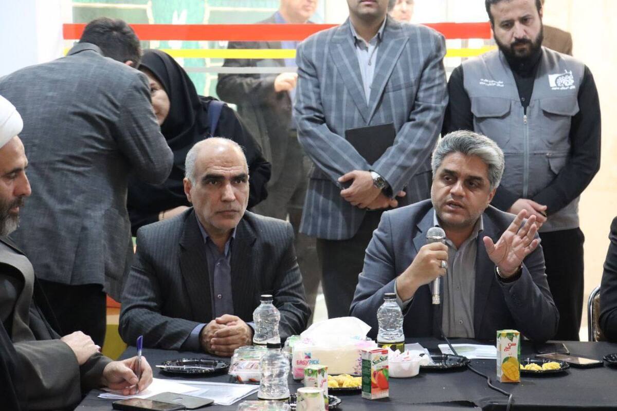 معاون محیط‌زیست و خدمات شهری شهرداری مشهدمقدس گفت: بوستان زائرپذیر غدیر برای اسکان زائران آماده و تمام امکانات رفاهی برای آن‌ها تامین شده است.