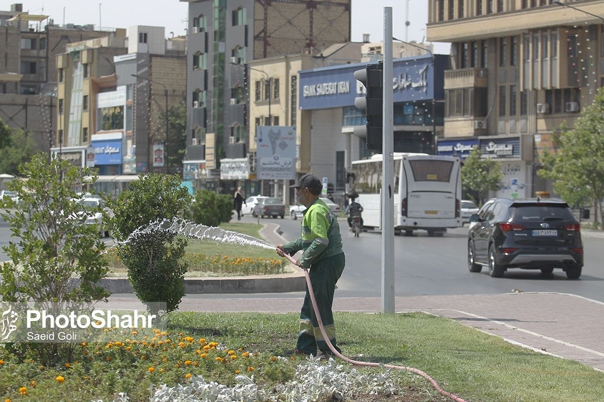 کارشناس مرکز پیش‌بینی هواشناسی خراسان رضوی ضمن اشاره به اینکه روز دوشنبه دمای هوای مشهد در گرم‌ترین ساعات به ٢٧ درجه خواهد رسید، از کاهش ١١ درجه ای دما خبر داد.