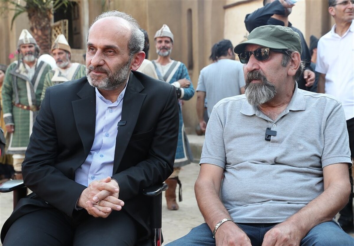 رئیس رسانه ملی در صفحه مجازی‌اش با انتشار تصویری از خودش و داود میرباقری کارگردان سریال «سلمان فارسی» نسبت به خبرسازی‌ها درباره توقف این مجموعه تلویزیونی واکنش نشان داد.