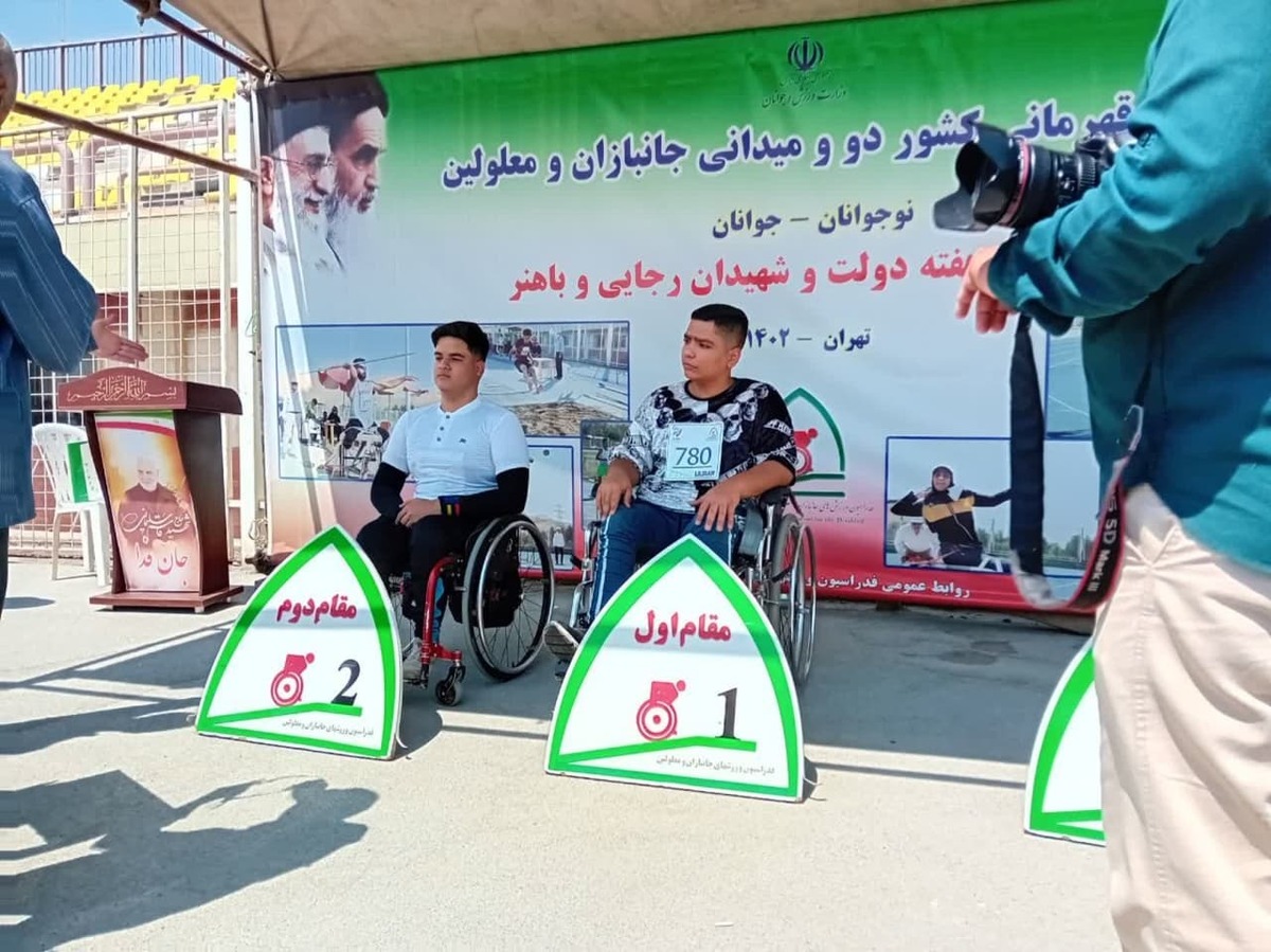 یک مدال طلا و سه مدال نقره حاصل تلاش پسران دوومیدانی‌کار معلول در مسابقات قهرمانی کشور شد.