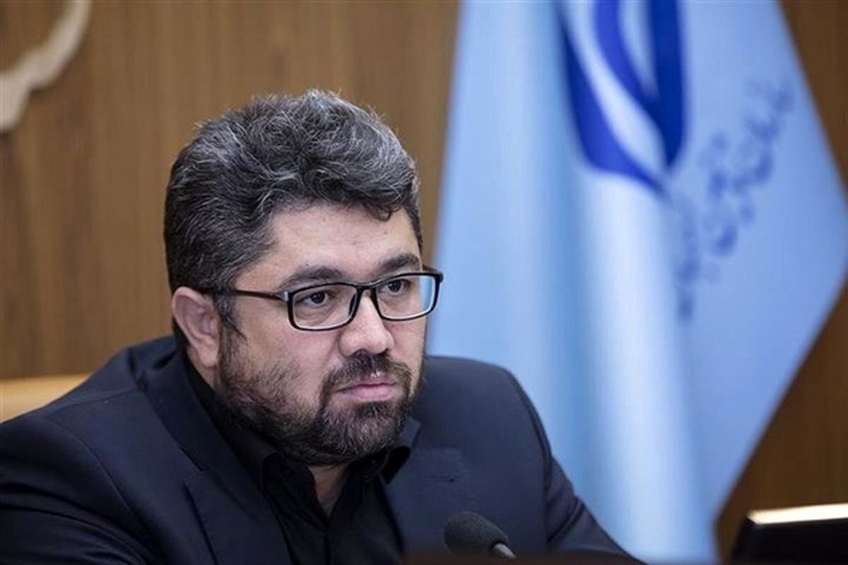 مدیرعامل سازمان تأمین‌اجتماعی گفت: پس از گذشت دو سال از عمر دولت، سازمان با همکاری و همراهی بی‌نظیر دولت سیزدهم توانسته است گام‌های بلندی در مسیر غلبه بر برخی از جدی‌ترین چالش‌های این سازمان بردارد؛ از جمله انجام بزرگ‌ترین تسویه بدهی با نظام بانکی با مبلغی بیش از ۱۰۶هزارمیلیارد تومان که با تأدیه بدهی بی‌سابقه ۱۷۰هزارمیلیاردتومانی دولت در سال‌های ۱۴۰۰ و ۱۴۰۱ و نیز پرداخت حداقل ۷۰هزارمیلیاردتومان در بودجه سال جاری میسر شده است.