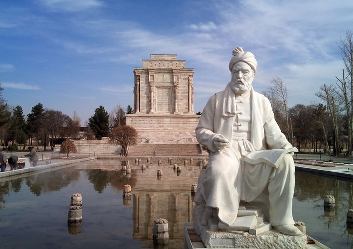 شهر مشهد درکنار بهره‌مندی از حرم مطهر امام رضا (ع) و جایگاه مهمی که این مکان در طول تاریخ داشته است، اثار تاریخی متعددی دارد. در این مطلب آدرس و روش مسیریابی این آثار آمده است.