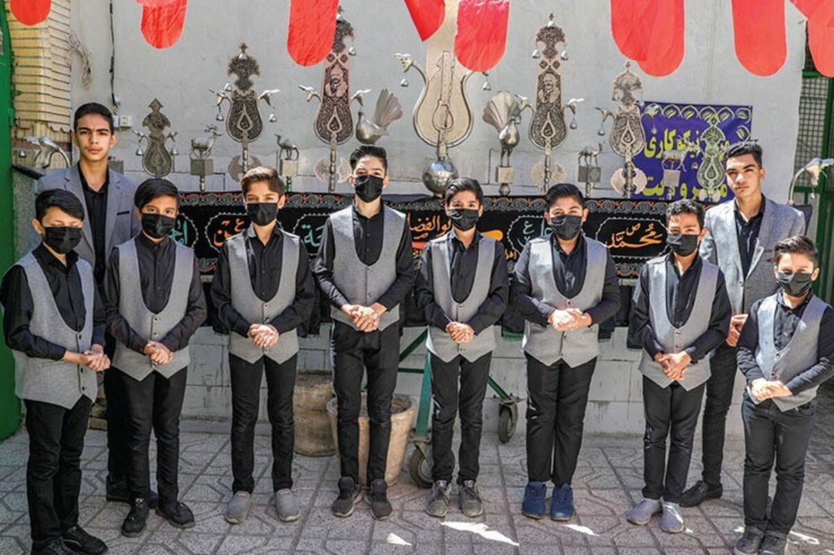 معاون پرورشی و فرهنگی آموزش و پرورش خراسان رضوی گفت: به همه فرهنگیان و روحانیون  به عنوان خادمیار فراخوانی زده ایم که در این طرح  بیش از ۱۰۰ نفر در قالب خادمیاری در طرح مدارس گام‌های عاشقی خدمات مختلفی ارائه خواهند داد.