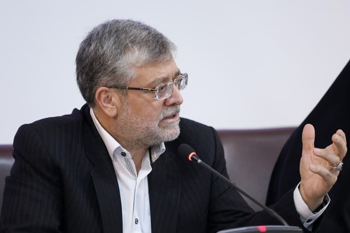 شهردار مشهد گفت: تمامی ظرفیت‌های شهرداری را به جهت استقبال و میزبانی شایسته از زائران در ایام پایانی ماه صفر به کار گرفته‌ایم و با افتخار میزبان زائران آقا امام رضا (ع) خواهیم بود.