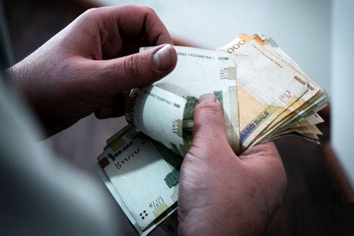 وزیر تعاون، کار و رفاه اجتماعی از افزایش ۲۰ درصدی مستمری خانواده‌های تحت پوشش کمیته امداد حضرت امام خمینی (ره) و سازمان بهزیستی از شهریور ماه امسال خبر داد.