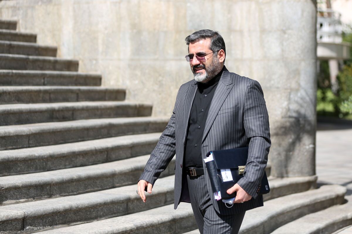 وزیر فرهنگ و ارشاد اسلامی با بیان اینکه طبق نظرسنجی زائران اربعین نمره دولت از ۱۰۰، ۸۱ بود که بسیار بالاست، تاکید کرد: رضایت مندی زائران اربعین از خدمات نسبت به سال گذشته حدود ۷۰ درصد رشد داشته است.