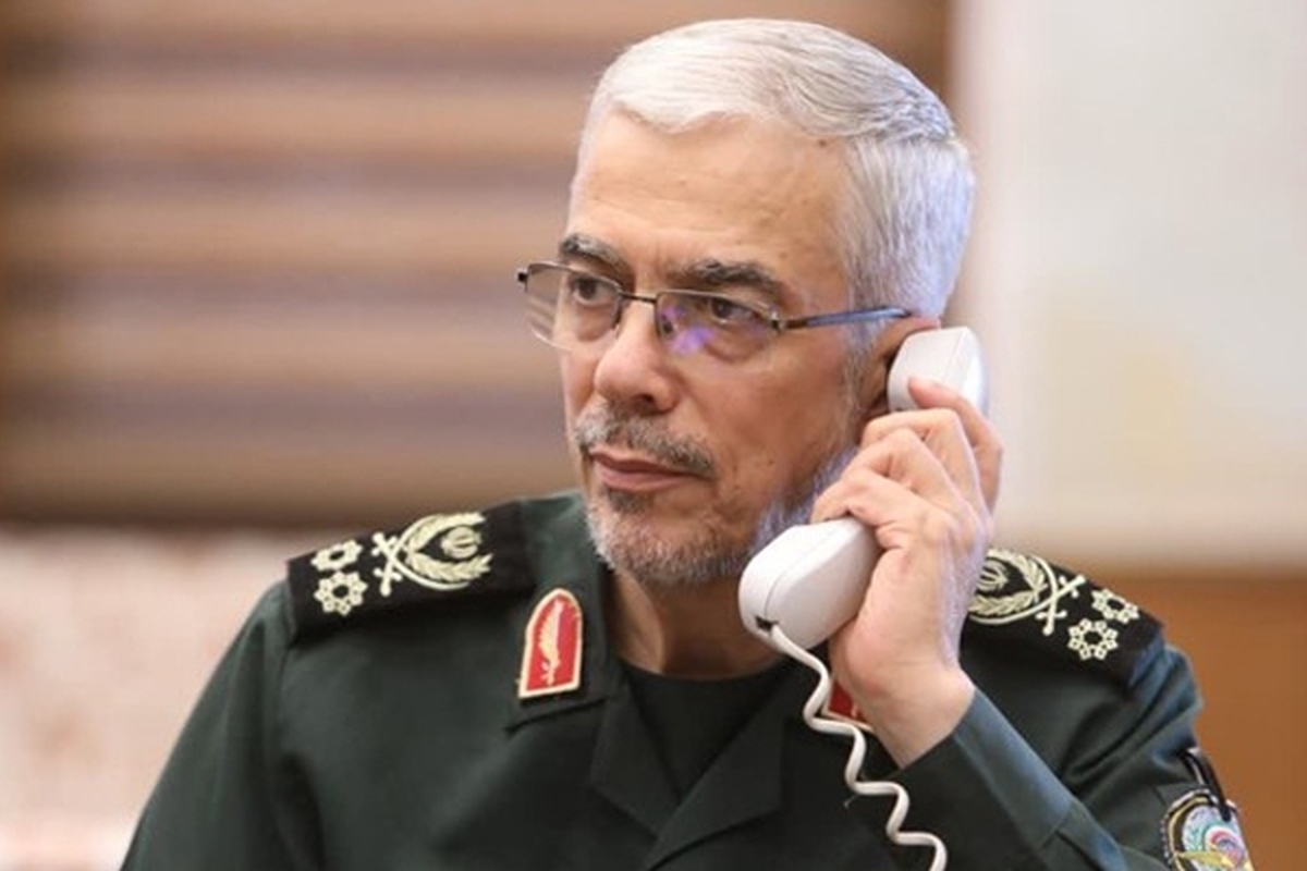 سرلشکر باقری: ما هیچ‌ چشم‌داشتی به خاک همسایگان نداریم