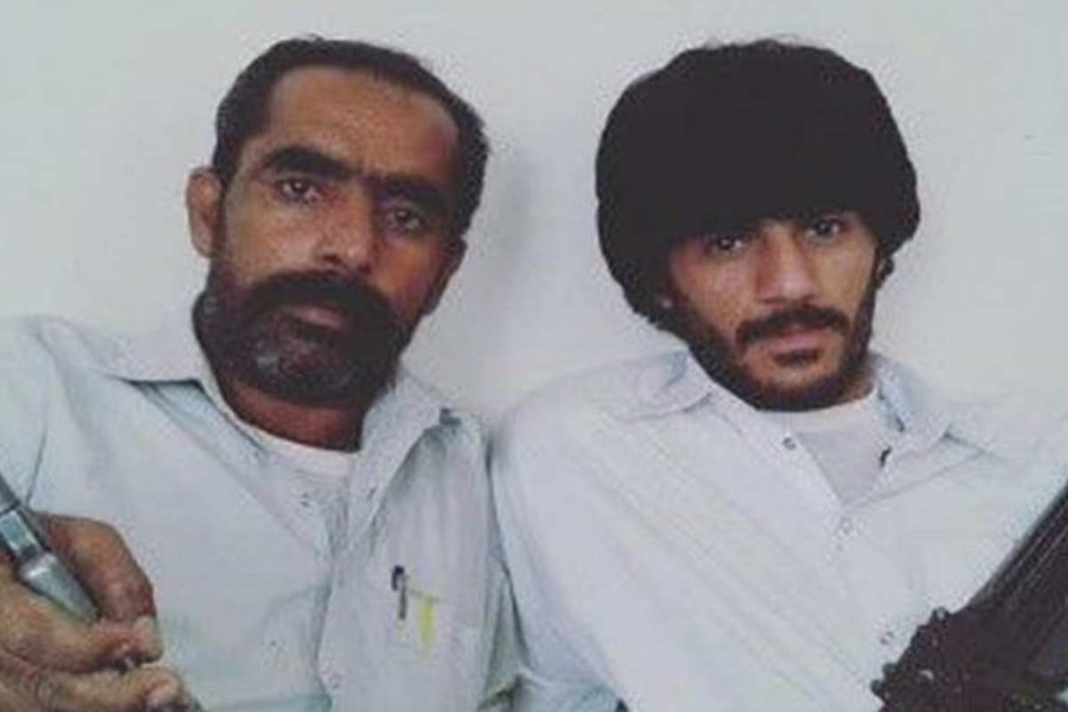 یک منبع آگاه گفت: شرور «صابهان شهنوازی» فرزند عزت معروف به «صاحب خان گمشادزهی» کسی که در شهادت ۱۹ مامور فراجا در جنوب شرق دست داشته در اقدام مرزبانی شهرستان سراوان به هلاکت رسید، این شرور در کارنامه خود سوابق قابل تأملی دارد.