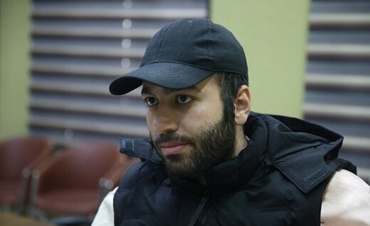 علی صبوری، بازیگر صداوسیما با انتشار یک استوری در صفحه شخصی خود خبر از بستری شدنش در بیمارستان داد.