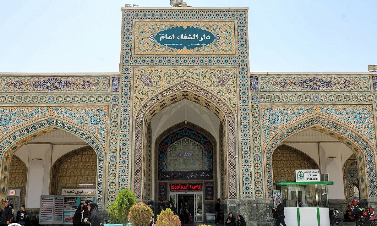 مدیرعامل مؤسسه درمانی آستان قدس رضوی از بهره‌مندی ۴۳ هزار و ۳۹۲ بیمار از خدمات پزشکی رایگان پایگاه‌های فوریت‌های پزشکی حرم مطهر حضرت رضا (ع) و دارالشفای امام (ع) در سه روز پایانی ماه صفر (۲۳ تا ۲۵ شهریور ماه جاری) خبر داد.