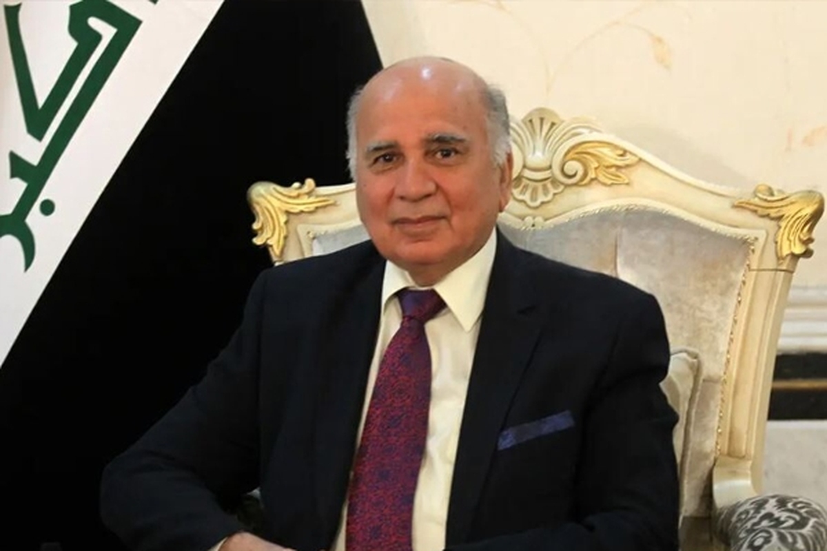 وزیر خارجه عراق در سخنانی ضمن تاکید بر پایبندی کشورش به توافقنامه امنیتی بین تهران - بغداد اعلام کرد که شبه نظامیان تروریستی سلاح‌های سنگینشان را تحویل دولت عراق داده‌اند.