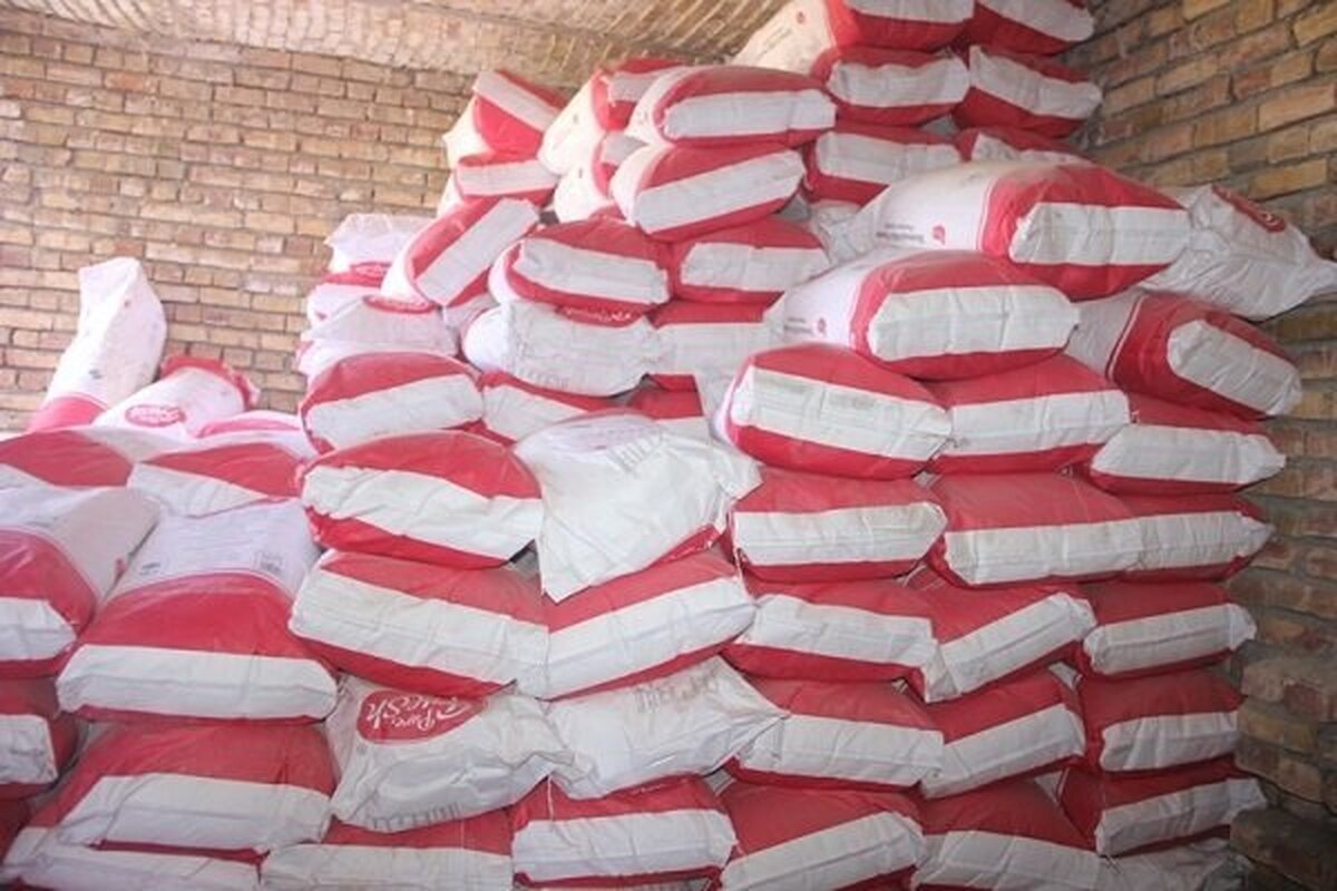 جانشین مرزبانی خراسان رضوی از کشف ۱۰۰ میلیون تومان شیرخشک و کالای قاچاق از ۳۷ قاچاقچی خبر داد.