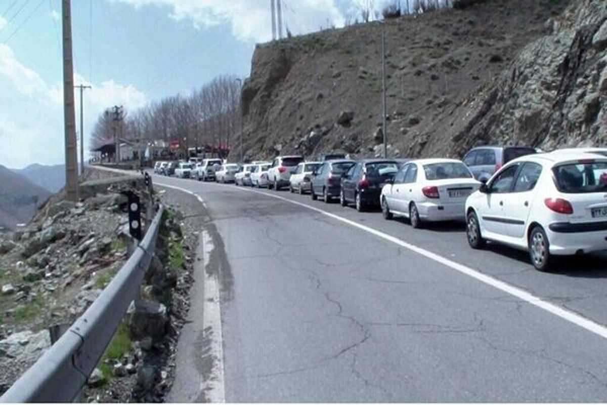 رئیس پلیس راه البرز گفت: محدودیت‌های ترافیکی در محور کرج - چالوس و آزادراه تهران - شمال اجرایی می‌شود.