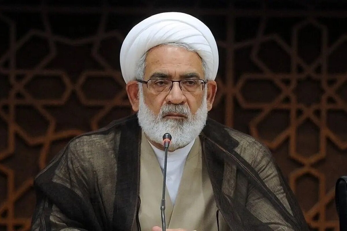 رئیس دیوان عالی کشور گفت: صحبت باید مبتنی بر یک اصول و منطقی باشد که قابل دفاع باشد. در عین حال باب نقد همیشه باز هست و اگر کسی نقدی دارد همه می‌پذیرند، اما بی مبنا صحبت کردن و شایعه پراکنی از مصادیق تشویش اذهان عمومی است.