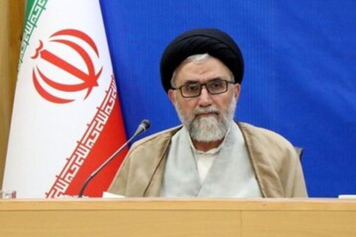 وزیر اطلاعات گفت: از فریب‌خوردگانی که در مسیر گروه‌های تروریستی قرار گرفته‌اند، می‌خواهم به آغوش ملت، مردم و ایران قوی برگردند و با آرامش، اطمینان و امنیت زندگی کنند.
