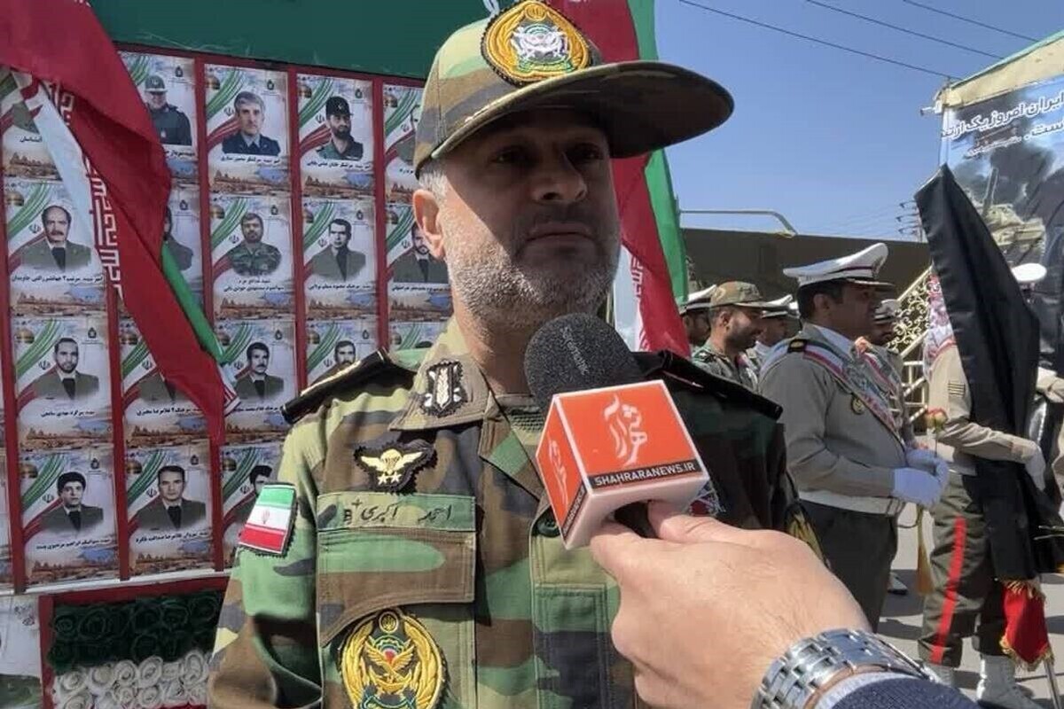 فرمانده گروه ۴۴۴ مهندسی رزمی شمال شرق نزاجا گفت: ملت ایران با تکیه بر ارزش‌های دفاع مقدس با اقتدار در مسیر موفقیت و پیشرفت گام برمی‌دارد.