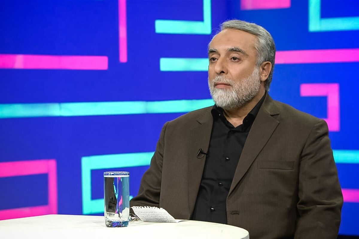 دبیر علمی نخستین کنگره بین‌المللی بزرگداشت امام‌زاده علی ابن محمد باقر (ع) گفت: امروز خناسان، خبیثان و خائنانی در پوشش دروغین مذهب و به دروغ به نام برادران اهل تسنن در کشور فتنه‌انگیزی می‌کنند و اخیرا هم فرد خبیثی راهپیمایی اربعین را زیرسوال برد.