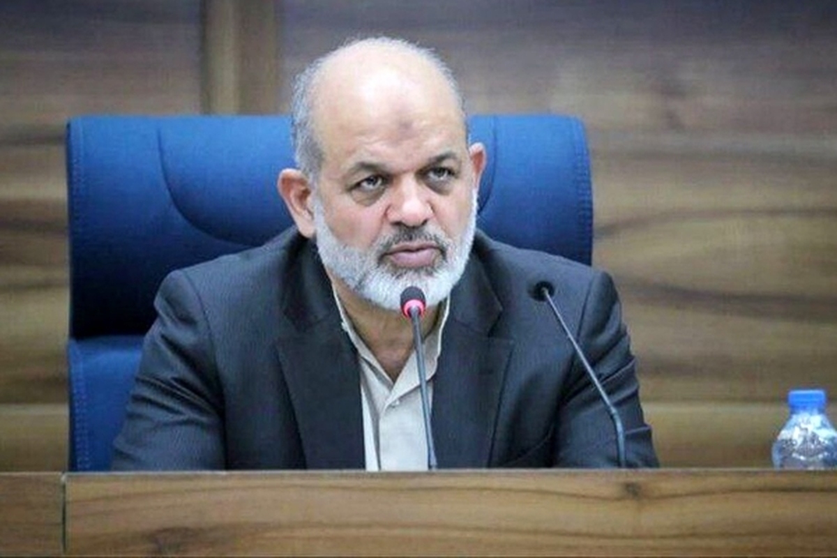 وزیر کشور حجاب و عفاف را یک موضوع جدی و لازم دانست و گفت: با کمک حجاب و عفاف می‌توانیم پیشرفت‌ها را فراتر کنیم و اساسا یک جامعه پیشرو داشته باشیم.