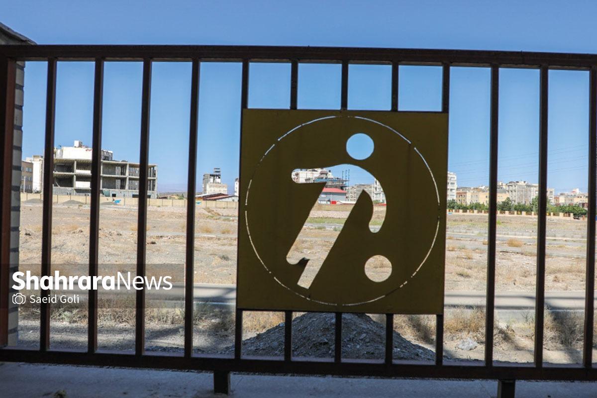 سرپرست شرکت توسعه ارتباطات ترافیکی شهرداری مشهد گفت: یک ایستگاه جدید آتش‌نشانی در انتهای بولوار وکیل آباد طی  مهر  امسال به بهره برداری می‌رسد که از طریق خیابان فرمانیه به بولوار‌های مهدیه و مجیدیه دسترسی خواهد داشت. همچنین اعتبار ایجاد چندین ایستگاه دوچرخه برای منطقه ۱۲ مشهد را اخذ کرده ایم و امسال در برنامه توسعه پیش بینی شده است.