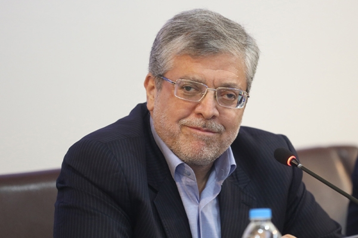 شهردارمشهد با تأکید براین‌که سازمان عمران باید به عملکرد و هدف اصلی تشکیل خود بازگردد گفت: بر همین اساس از مدیریت جدید این سازمان می‌خواهم تا فعال شدن پروژه‌های عمرانی، کاهش هزینه‌ها و تولید روزانه ۳ هزارتن آسفالت را در اولویت کاری خود قرار دهد.