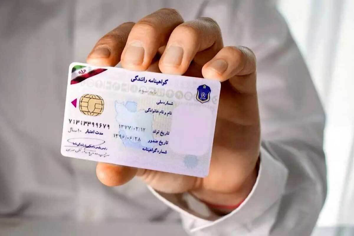 معاون فرهنگی اجتماعی فراجا گفت: در هفته فراجا فرآیند صدور گواهینامه و کارت خودرو و همچنین مدارک المثنی طی ۷۲ ساعت انجام می‌شود.
