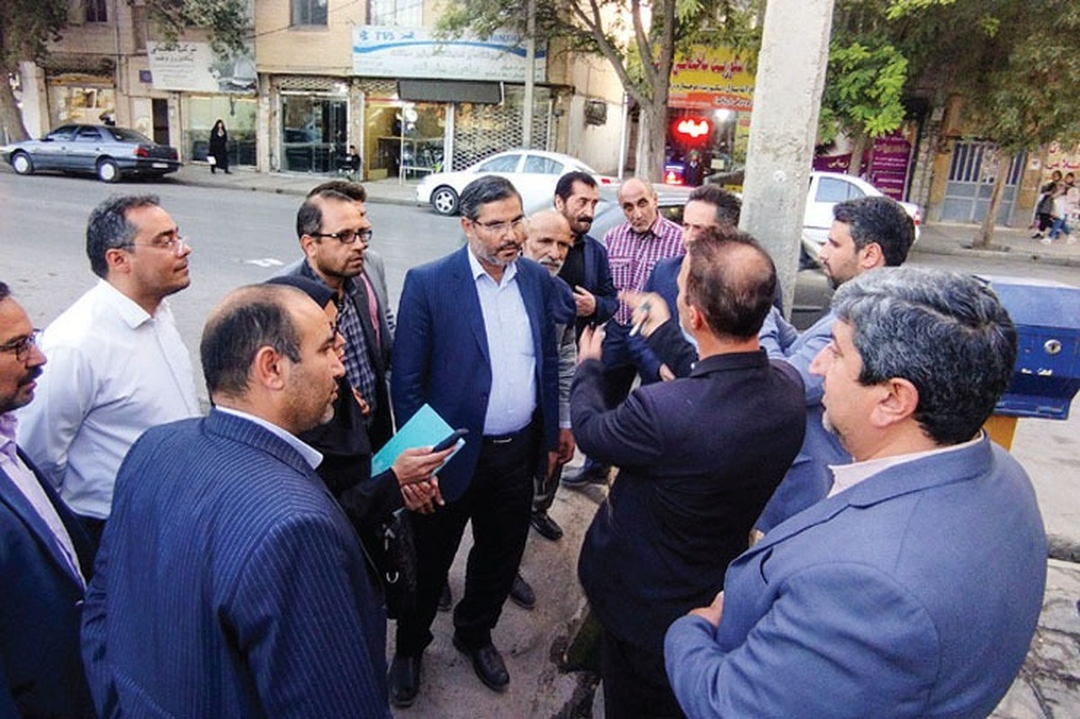 شهردار منطقه ۳ مشهد از احداث سومین استخر مدیریت شهری در این منطقه با اعتبار اولیه ۲۰۰ میلیارد ریالی خبر داد.