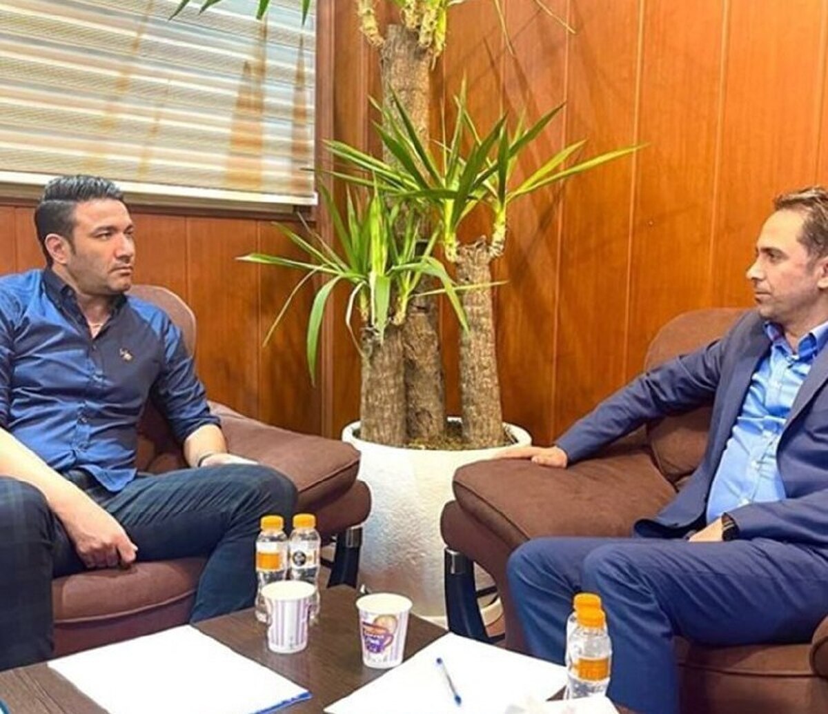 جواد نکونام از علی خطیر خواسته برخی خواسته‌هایش را به انجام برساند تا او نیز با بازگشت سامره موافقت کند.