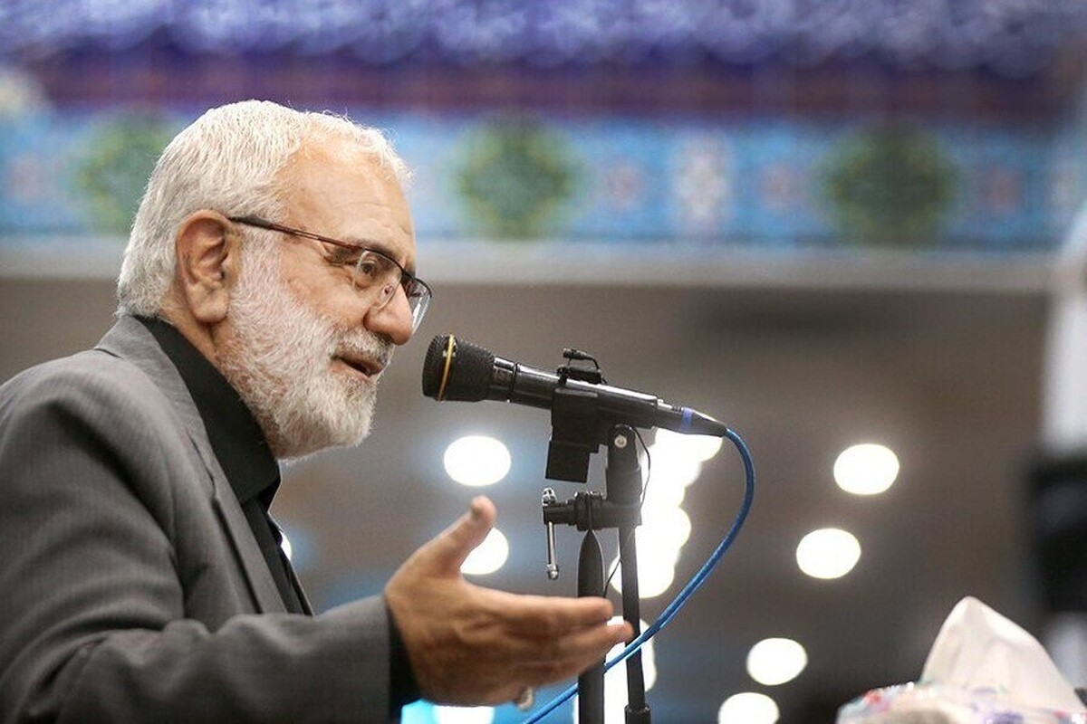 سید مرتضی بختیاری در رزمایش ملی توزیع ۲۰ هزار و ۳۱۳ سری جهیزیه که در مجتمع آیه‌ها برگزار شد، گفت: مهم است که اگر هم خانواده‌های کم‌برخوردار و افراد نیازمند موردحمایت قرار می‌گیرند، توانمند می‌شوند و رشد می‌کنند، اما در طول این فرآیند کرامت آن‌ها هم حفظ شود.
