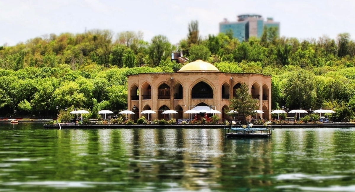 ویدئویی زیبا از جاذبه‌های گردشگری تبریز را مشاهده می‌کنید.