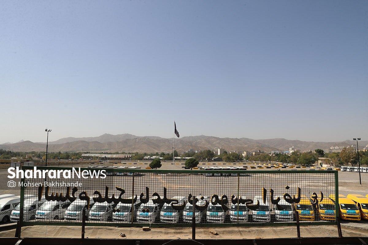 سرپرست سازمان مدیریت و نظارت بر تاکسی رانی شهرداری مشهد در باره تخصیص ون‌های تاکسی گفت: موضوع تخصیص ون‌های تاکسی در حال پیگیری است. در حقیقت ون‌ها با سرمایه شهرداری مشهد خریداری و اسناد هم به نام شهرداری تنظیم شده است.