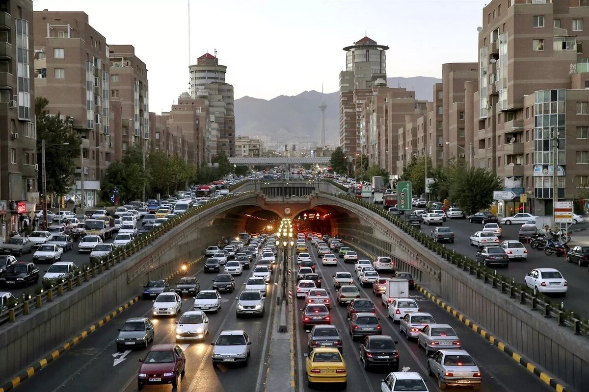 رئیس پلیس راهور فراجا گفت: تعداد وسایل نقلیه کشور به بیش از ۴۰ میلیون دستگاه رسیده است که باید ساماندهی شوند.