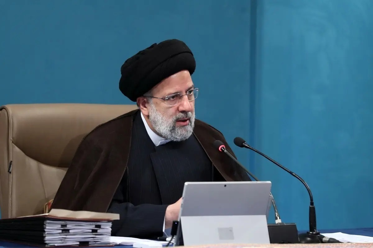 رئیس‌جمهور بخشنامه مربوط به تدوین بودجه سال ۱۴۰۳ کل کشور را با رویکرد «رشد اقتصادی عدالت‌محور مبتنی بر مردمی‌سازی اقتصاد» ابلاغ کرد.