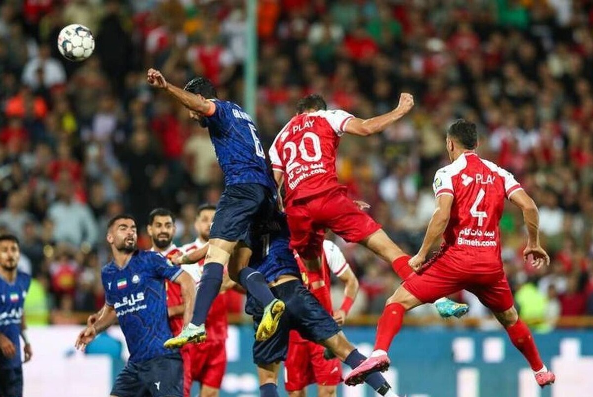 پرسپولیس در هفته هفتم لیگ برتر موفق شد با نتیجه یک بر صفر گل‌گهر سیرجان را شکست دهد.
