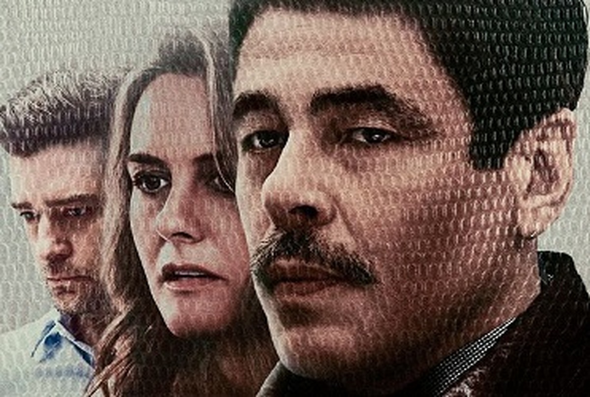 فیلم سینمایی «خزنده» Reptile به کارگردانی گرنت سینگر با دوبله اختصاصی و به صورت رایگان در پلتفرم «تماشاخونه» عرضه شد.