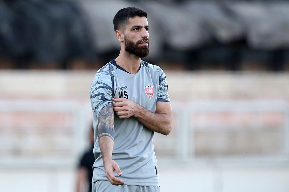 دوری یک ماهه سرلک از میادین