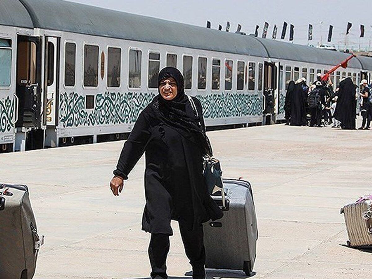 راه آهن جمهوری اسلامی ایران از آغاز پیش‌فروش بلیت قطارهای مسافری اول تا ۳۰ آبان‌ماه ۱۴۰۲ از فردا چهارشنبه ۱۹ مهرماه خبر داد.