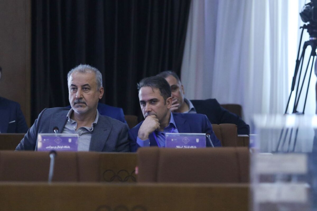 علی خطیر بعد از انتشار نامه‌ای با مضمون اخراج نکونام، نسبت به این موضوع واکنش تندی نشان داد.