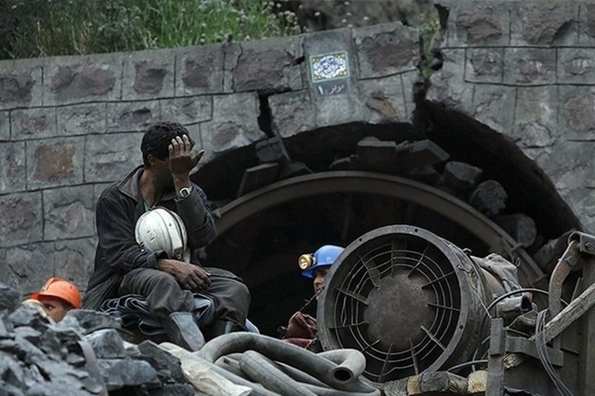 رییس کل دادگستری استان سمنان از وصول گزارش هیات بازرسان حوادث ناشی از کار مبنی بر تعیین مقصر حادثه معدن رزمجاه طزره دامغان خبر داد و گفت: مقصر این حادثه احضار شد.