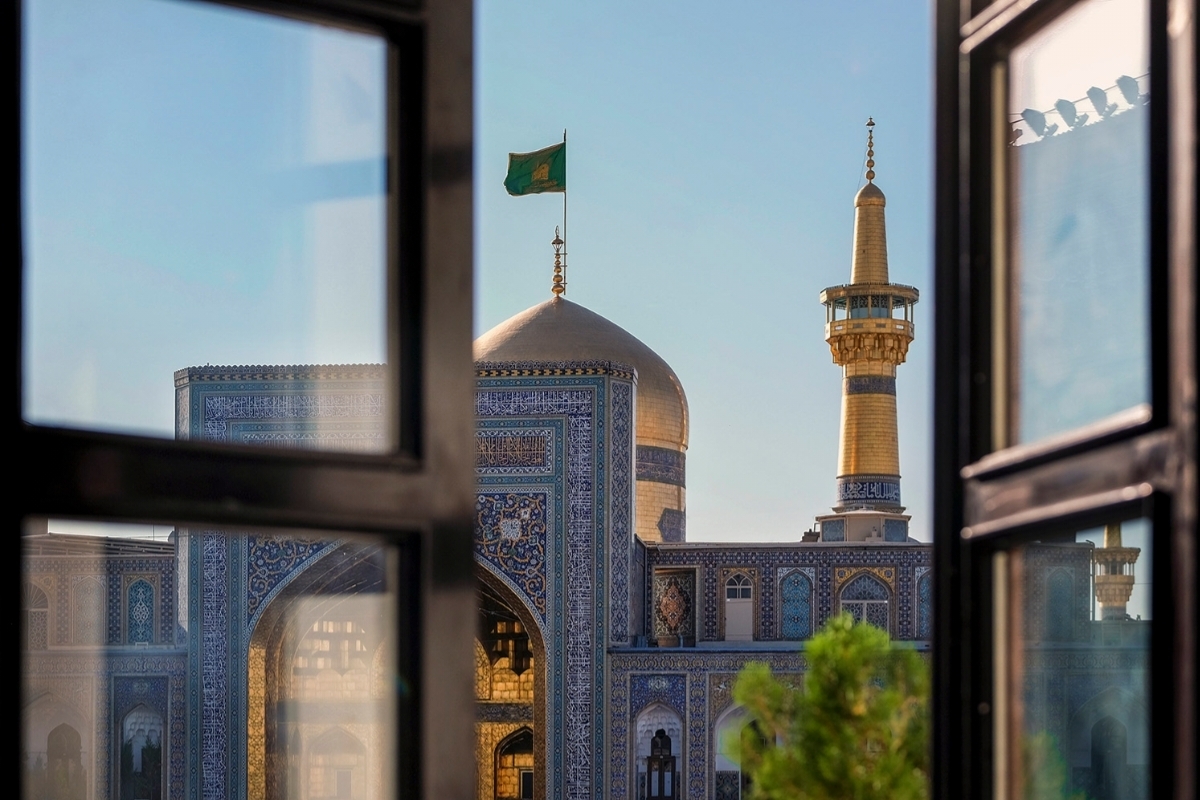 گلچین آثار برگزیده بخش تولیدات تصویری سومین جشنواره رسانه‌ای بین المللی امام رضا (ع)، روز چهارشنبه در دو پردیس سینمایی مشهد اکران می‌شود.