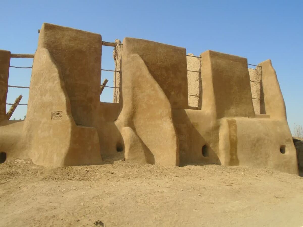 رئیس اداره میراث‌فرهنگی، گردشگری و صنایع‌دستی خواف از پایان مرمت فصل اول آسبادهای روستای تیزاب این شهرستان خبر داد.
